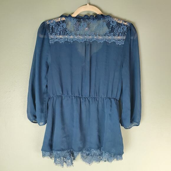 BKE Boutique Teal Semi-Sheer Button Down V-Neck Lace Blouse Top Size Medium - Picture 2 of 5